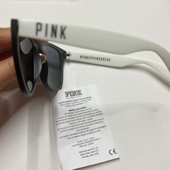 PINK - Victorias Secret - Limited Edition Spring Break Sunglasses - Picture 3 of 5